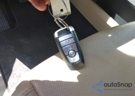 2018 Ford F-150 Lariat из США, поврежденный, VIN 1FTEW1EG2JFB09686